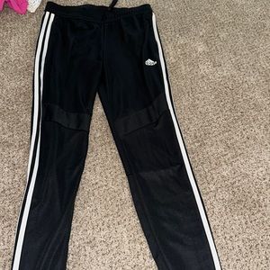 Adidas Classic leggings/joggers